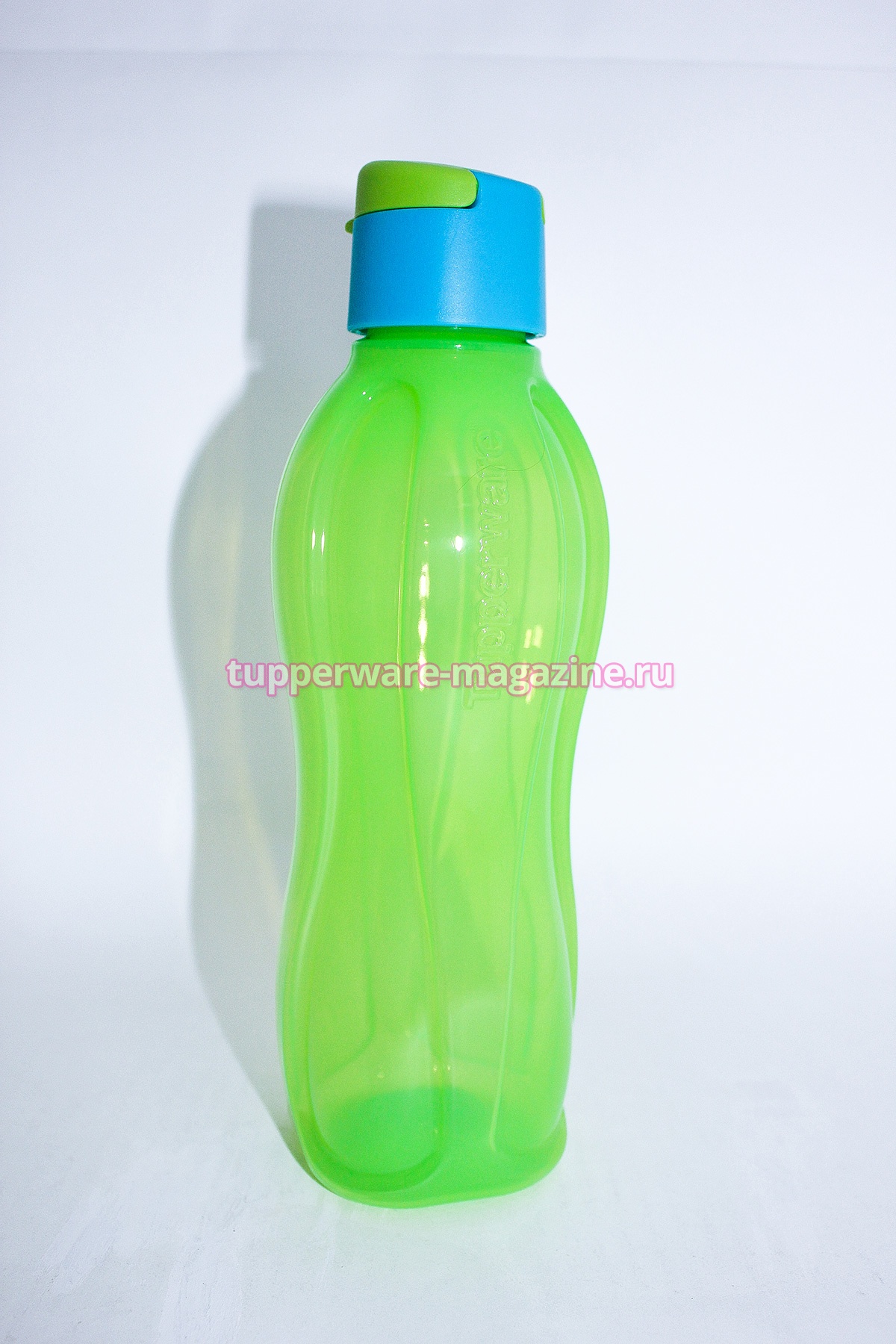 Эко-бутылка (750 мл) в зеленом цвете с комбинированной крышкой